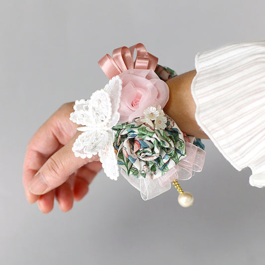 キラキラ★蝶々のクリップ：ミシン刺繍の立体的な蝶々のクリップ　シュシュに組み合わせ
