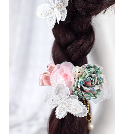 【数量限定】リストレットやバッグチャームにも★巻きバラお花シュシュ　パール付：リバティプリント花柄
